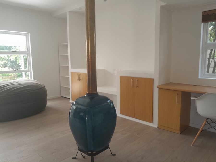 To Let 1 Bedroom Property for Rent in Pinelands Western Cape